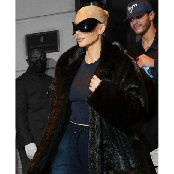 Black Futuristic Sunglasses for Men Women Oversized Wrap Around Shield Fashion - Picture 4 of 8